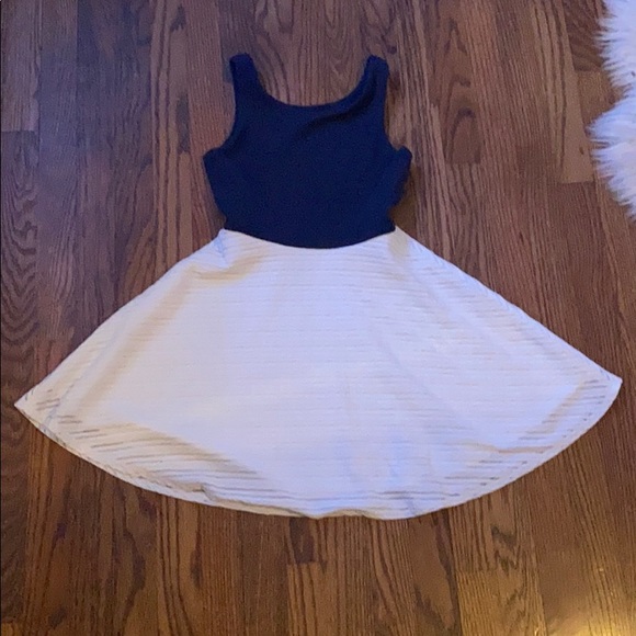 Girls navy and white dress - Picture 2 of 3